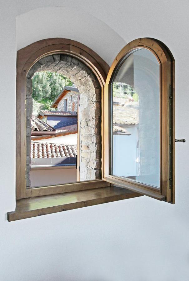 Casa Marsilva - Holiday Apartment With Roof Terrace, Near The Lake Toscolano-Maderno Exterior foto