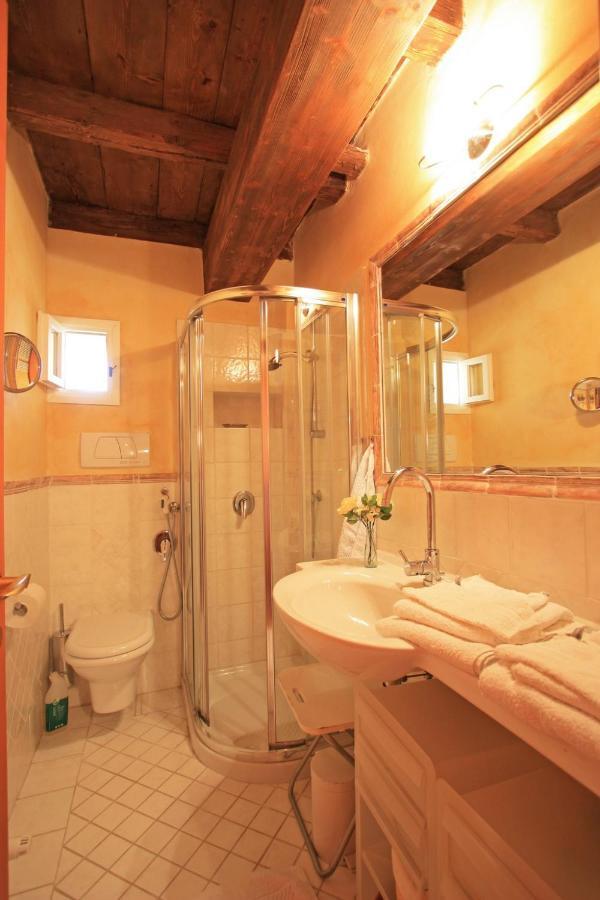 Casa Marsilva - Holiday Apartment With Roof Terrace, Near The Lake Toscolano-Maderno Exterior foto